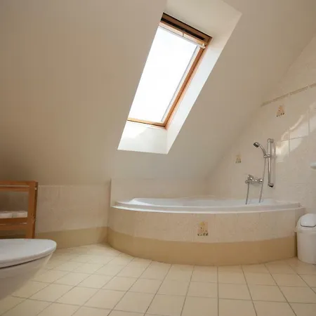 Merlot Guest house *